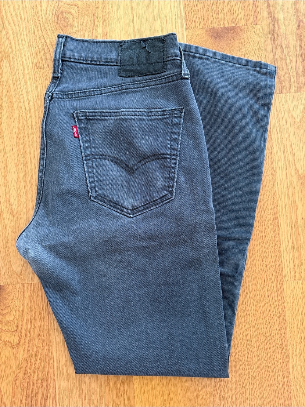 Levi's Men's 541 Dark Gray Charcoal Jeans 33x32